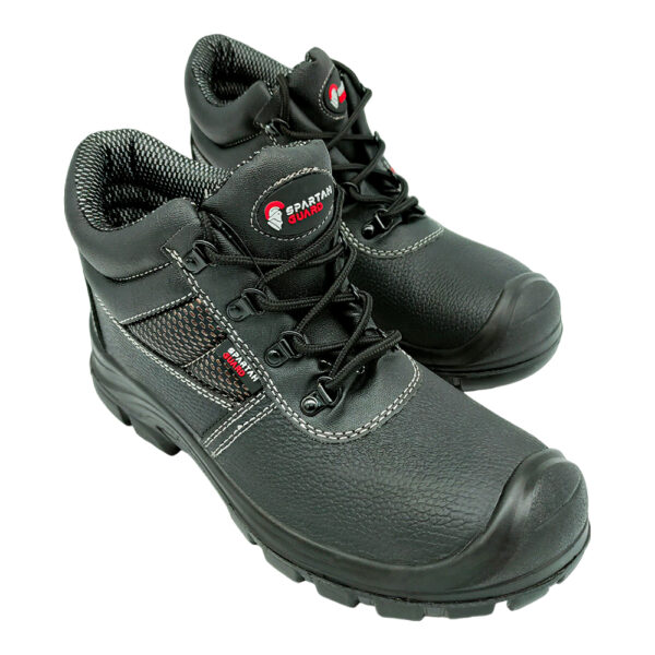 safety shoes in uae