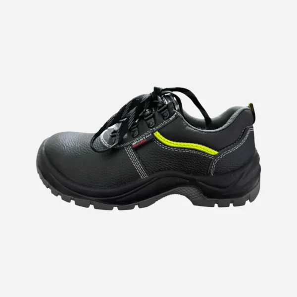 safety shoes in uae
